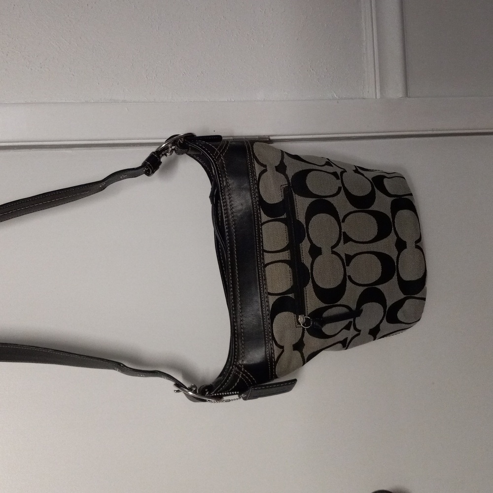 Coach Signature Black and Cream Shoulder Bag